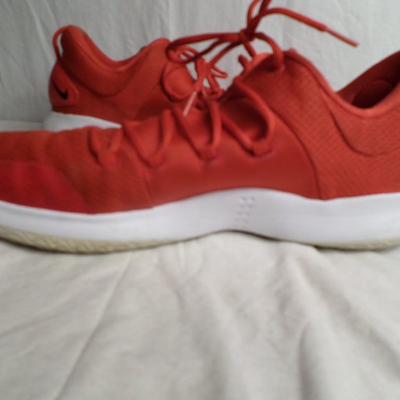 Nike Zoom Low Top Hyperdunk X TB Mid University Red/White/Black Size 18